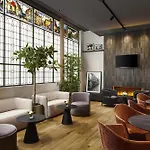 Nh Gare De L'est Szálloda 4*