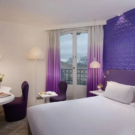 Hotel Gare De L'est, An Ihg 4*