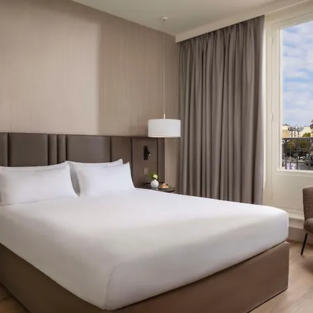 Gare De L'est, An Ihg 4*