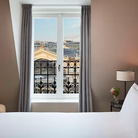 Hotel Gare De L'est, An Ihg 4*
