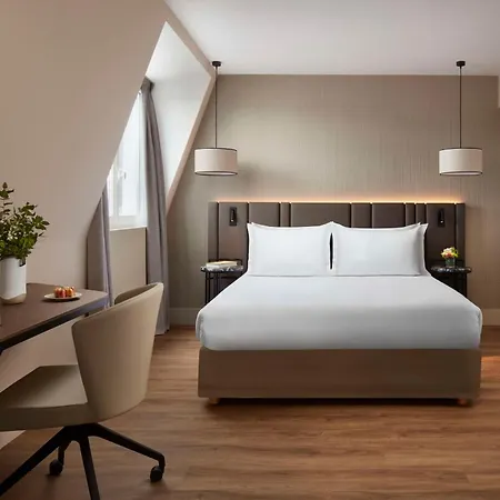 Hotel Gare De L'est, An Ihg París