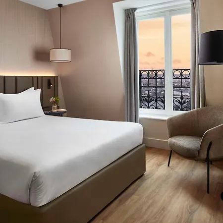 Gare De L'est, An Ihg Hotel París