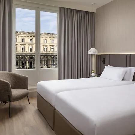 Nh Gare De L'est Hotell 4*