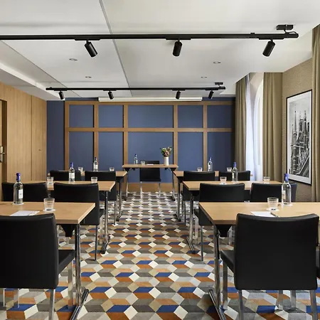 Nh Gare De L'est ホテル 4*