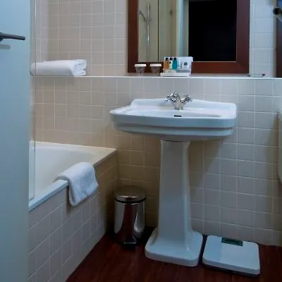 Nh Gare De L'est Hotel 4*