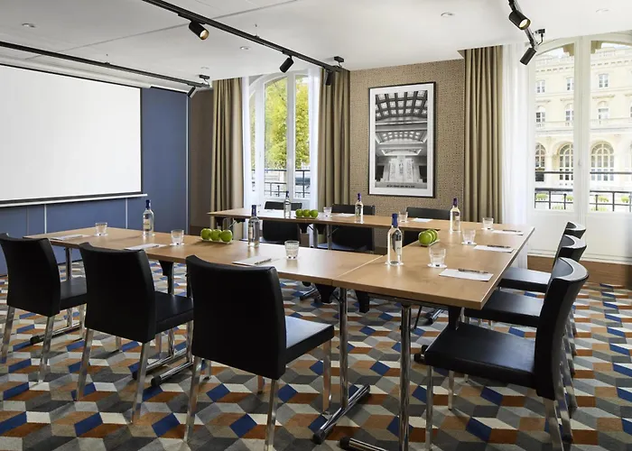 Nh Gare De L'est Hotel 4*