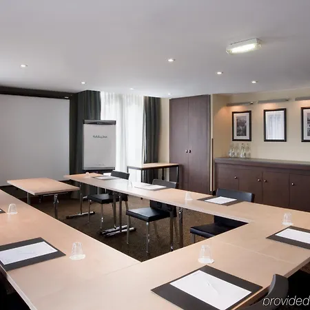 Nh Gare De L'est Hotel